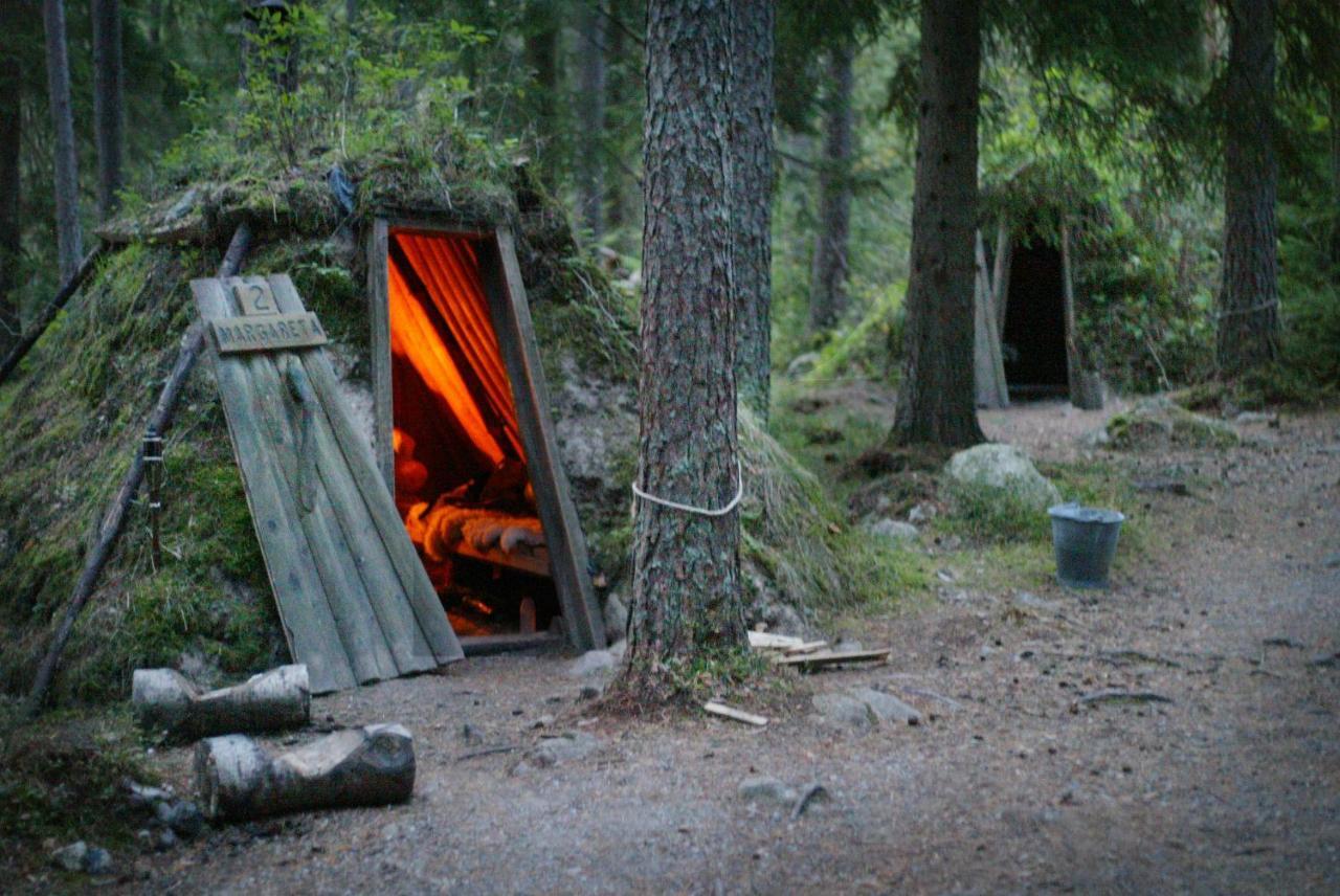 Stf Kolarbyn Eco-Lodge Skinnskatteberg Exteriér fotografie