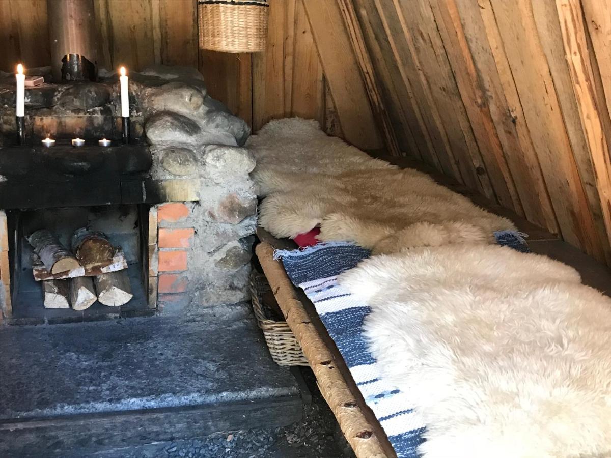 Stf Kolarbyn Eco-Lodge Skinnskatteberg Exteriér fotografie