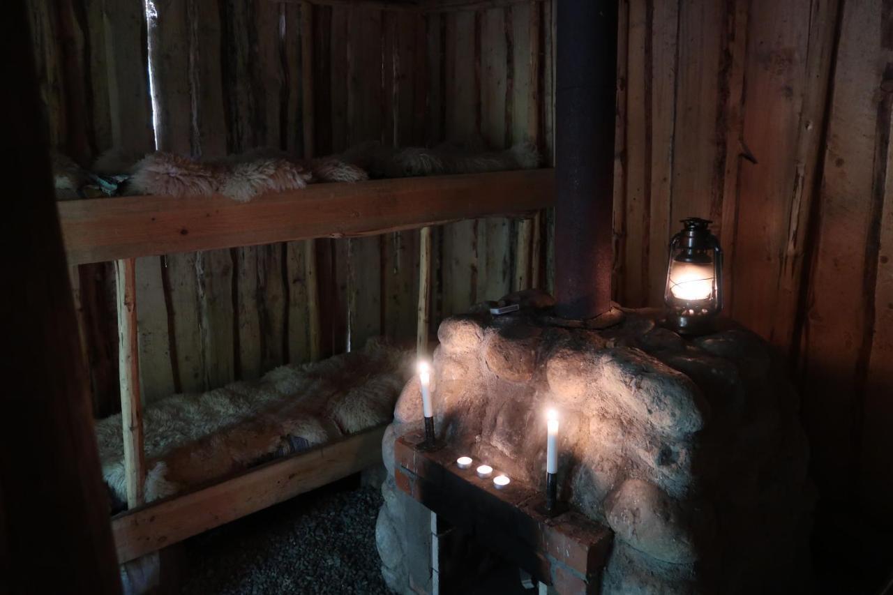 Stf Kolarbyn Eco-Lodge Skinnskatteberg Exteriér fotografie