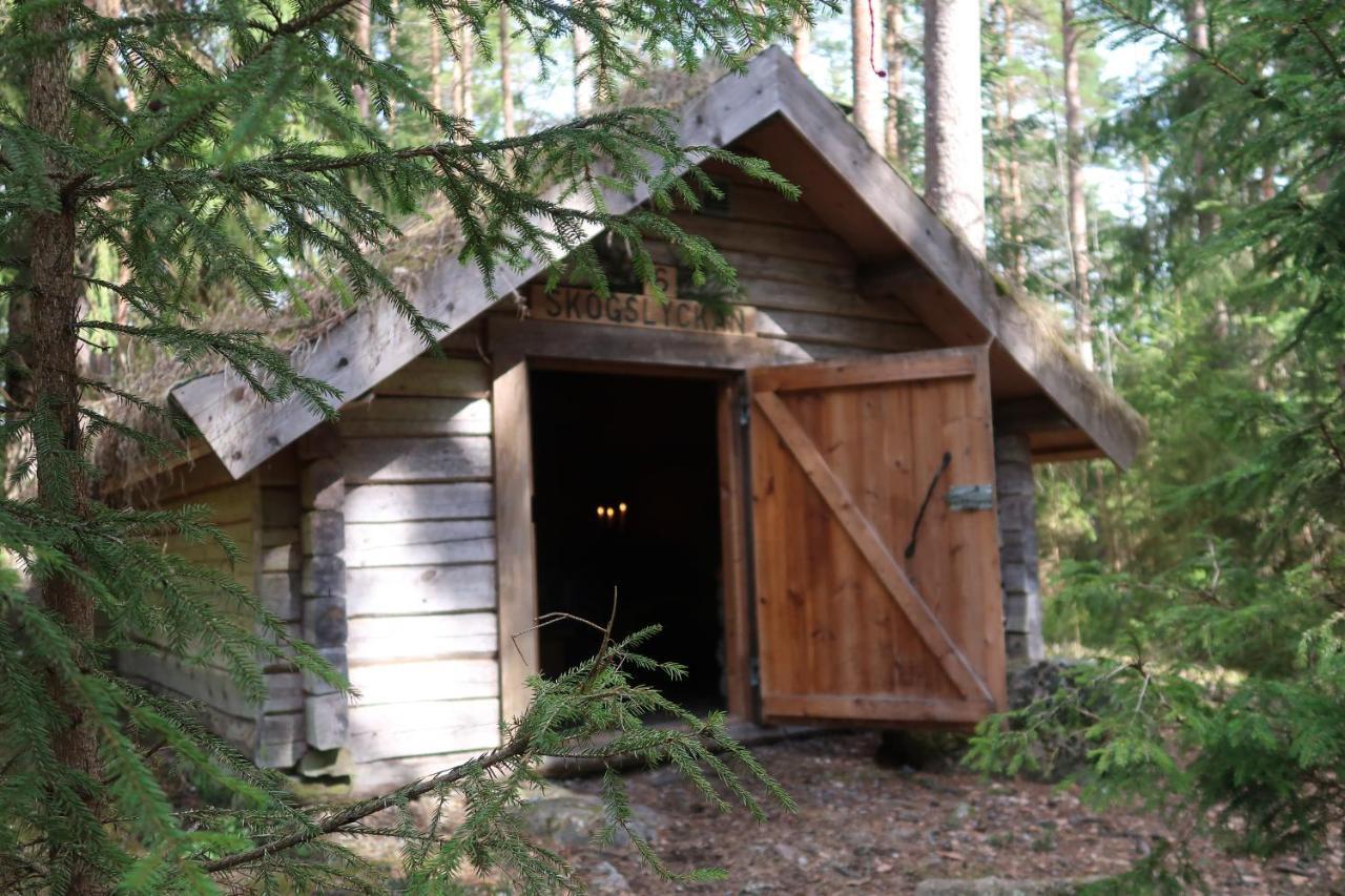 Stf Kolarbyn Eco-Lodge Skinnskatteberg Exteriér fotografie
