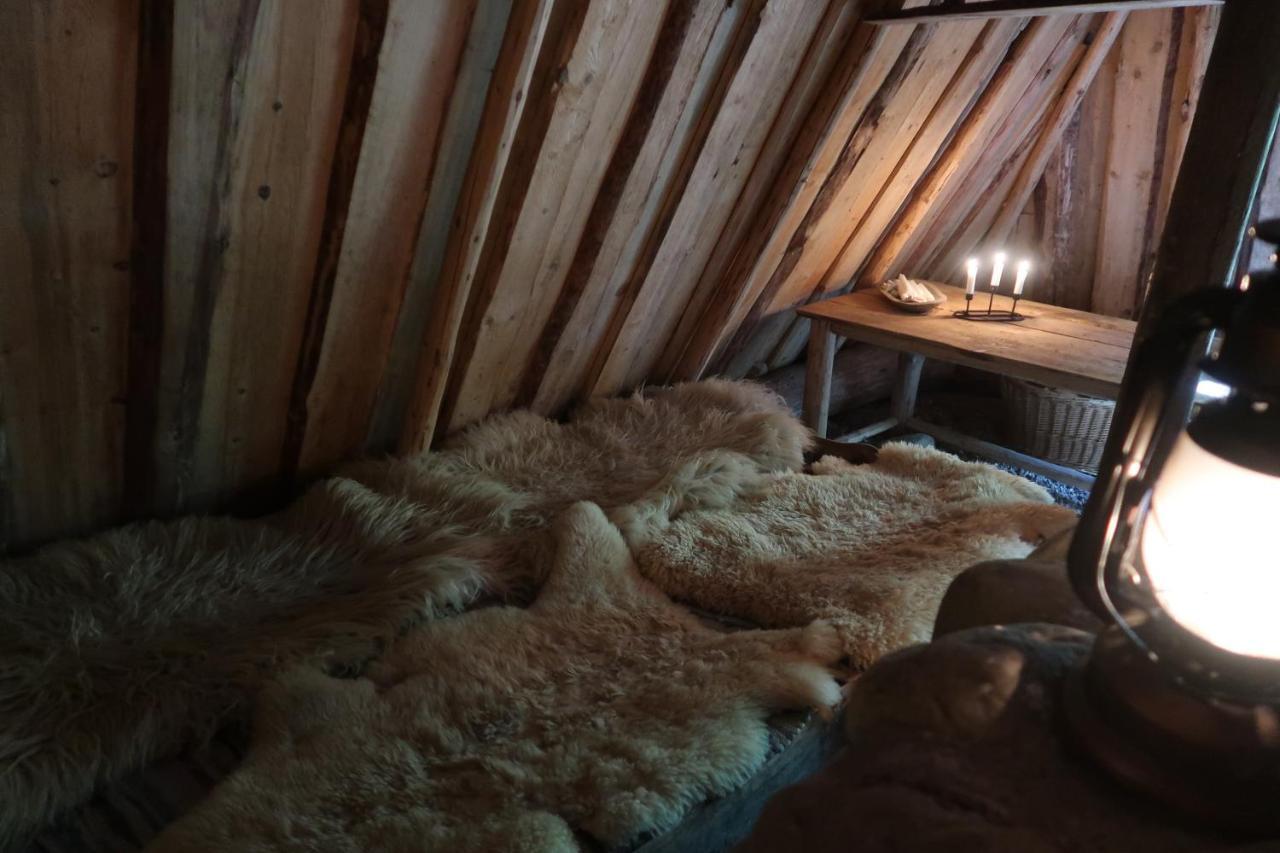 Stf Kolarbyn Eco-Lodge Skinnskatteberg Exteriér fotografie